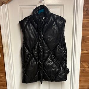 Abercrombie & Fitch Black Quilted Faux-Leather Puffer Vest
